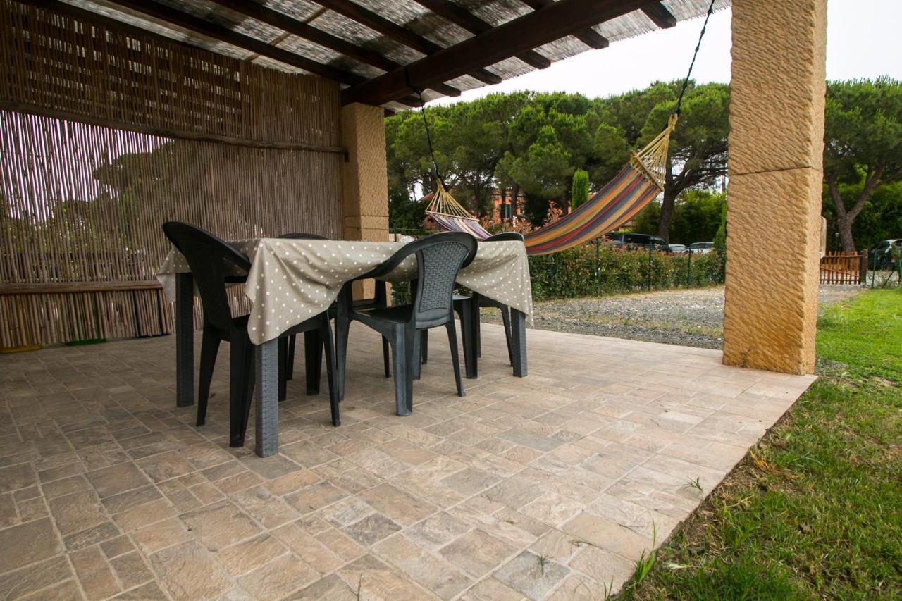 Fattoria Palazzeta - Pet & Family Friendly Aparthotel Cecina  Exterior foto